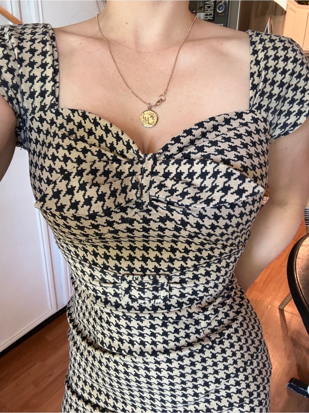 Vintage-Inspired Houndstooth Sweetheart Dress in Black & Cream